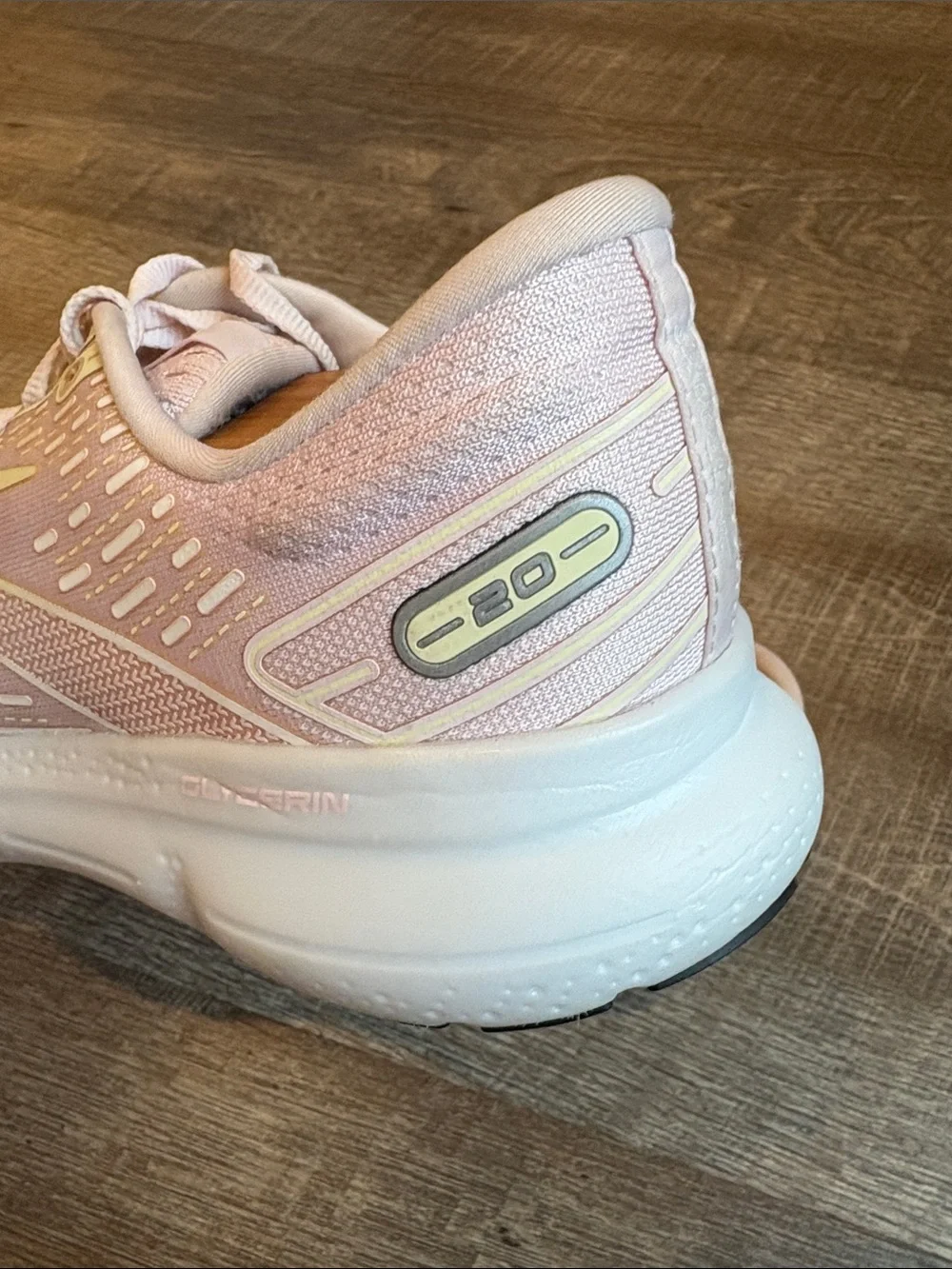 Brooks glycerin 20